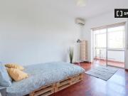 Quarto em apartamento de 5 quartos para alugar em...