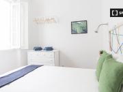 Quarto em apartamento de 7 quartos em Arroios, Lisboa