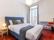 Quarto em apartamento partilhado com 6 quartos, Lisboa