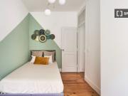 Quarto em apartamento partilhado com 8 quartos para...