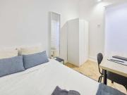 Quarto em apartamento partilhado de 10 quartos, Lisboa
