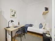 Quarto em apartamento partilhado de 10 quartos, Lisboa