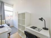 Quarto em apartamento partilhado de 10 quartos, Lisboa