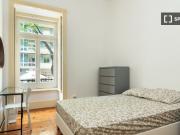 Quarto em apartamento partilhado de 11 quartos para...