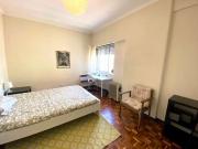 Quarto em apartamento partilhado de 4 quartos para...