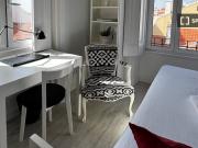 Quarto em apartamento partilhado de 4 quartos para...