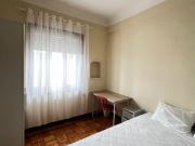 Quarto em apartamento partilhado de 5 quartos para...