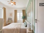 Quarto em apartamento partilhado de 6 quartos para...