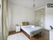 Quarto em apartamento partilhado de 7 quartos em Lisboa