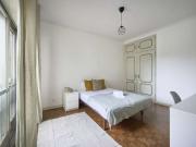 Quarto em apartamento partilhado de 7 quartos em Lisboa