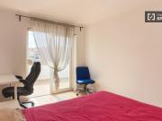 Quarto em apartamento partilhado de 8 quartos em Cascais