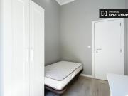 Quarto em apartamento partilhado com 5 quartos em Lisboa