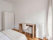 Quarto em apartamento partilhado de 6 quartos para...