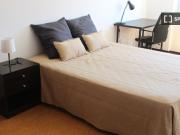 Quarto em apartamento partilhado para alugar em Loures,...