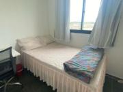 Quarto em frente ao Parque Olímpico para uma mulher