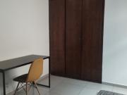 Quarto em república de estudantes para menina ou casal Quarto em república de estudantes para menina ou casal