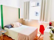 Quarto Feminino Individual no Centro / Lourdes