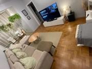 Quarto GRANDE confortável próximo à Av. Paulista