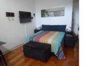 Quarto grande mobiliado próximo a PUC