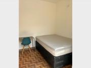 Quarto Individual cama casal com linda varanda