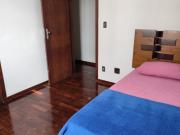 Quarto individual cama de solteiro