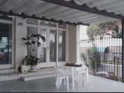 Quarto individual com sacada metrô Ana rosa