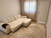 Quarto individual com varanda e cama king