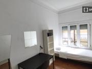 Quarto individual em apartamento com 6 quartos no...