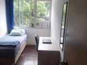 Quarto individual em apartamento mobilhado