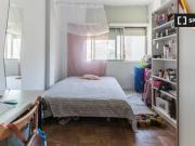 Quarto mobilado, apartamento de 6 quartos, Campo de...