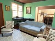 Quarto mobiliado a 5min da UFRGS,SÓ MULHERES. GQ04