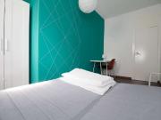 Quarto mobiliado em apartamento de 6 quartos, Alcântara,...