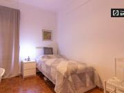 Quarto disponível para alugar em apartamento de 3...