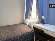 Quarto para alugar em apartamento de 11 quartos em Lisboa