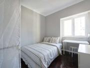 Quarto para alugar em apartamento de 11 quartos em Lisboa