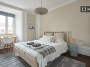 Quarto para alugar em apartamento de 11 quartos em Lisboa
