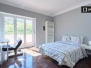 Quarto para alugar em apartamento de 11 quartos em Lisboa
