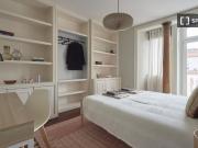 Quarto para alugar em apartamento de 11 quartos em Lisboa