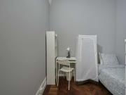 Quarto para alugar em apartamento de 14 quartos em Lisboa