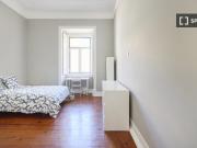 Quarto para alugar em apartamento de 23 quartos em Lisboa