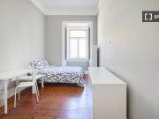Quarto para alugar em apartamento de 23 quartos em Lisboa