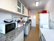 Quarto para alugar em apartamento de 3 quartos em...