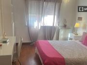 Quarto para alugar em apartamento de 4 quartos em...