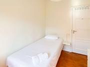 Quarto para alugar em apartamento de 4 quartos em Lisboa