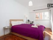 Quarto para alugar em apartamento de 4 quartos em Lisboa
