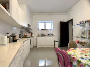 Quarto para alugar em apartamento de 5 quartos em Paço...