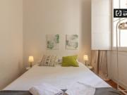 Quarto para alugar em apartamento de 6 quartos em...