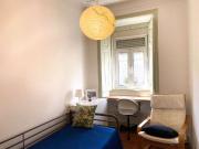 Quarto para alugar em apartamento de 6 quartos em...