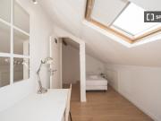 Quarto para alugar em apartamento de 6 quartos em Lisboa