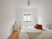 Quarto para alugar em apartamento de 6 quartos em Lisboa